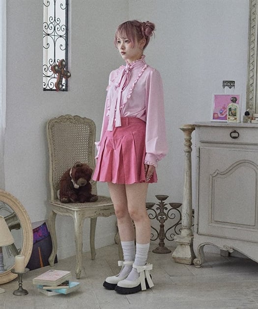 Blusa Satinada Kawaii con Volantes y Lazo Desmontable | Japanese Retro