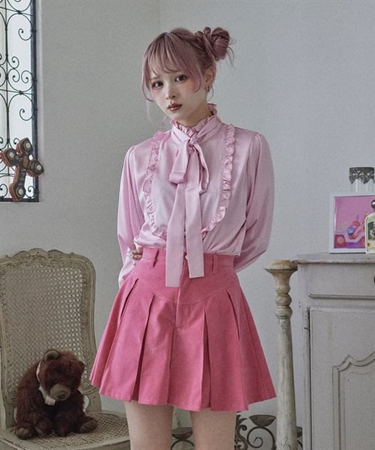 Blusa Satinada Kawaii con Volantes y Lazo Desmontable | Japanese Retro