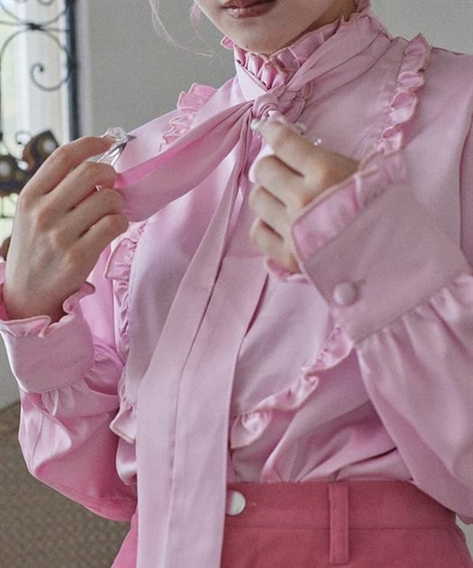 Blusa Satinada Kawaii con Volantes y Lazo Desmontable | Japanese Retro
