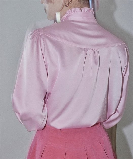 Blusa Satinada Kawaii con Volantes y Lazo Desmontable | Japanese Retro