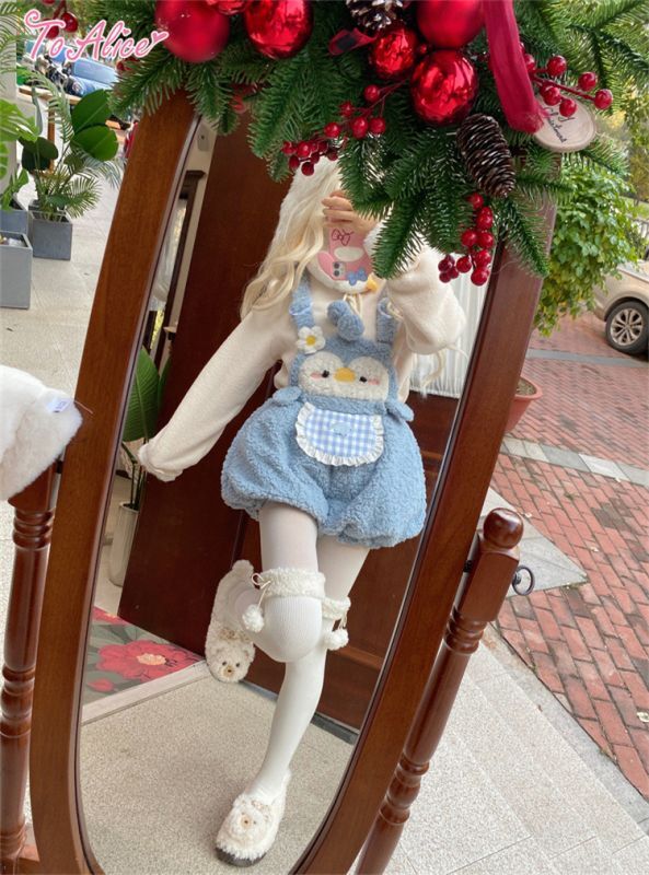 Blusa Snow Bunny Pompom - To Alice ૮꒰ ˶• ༝ •˶꒱ა ♡